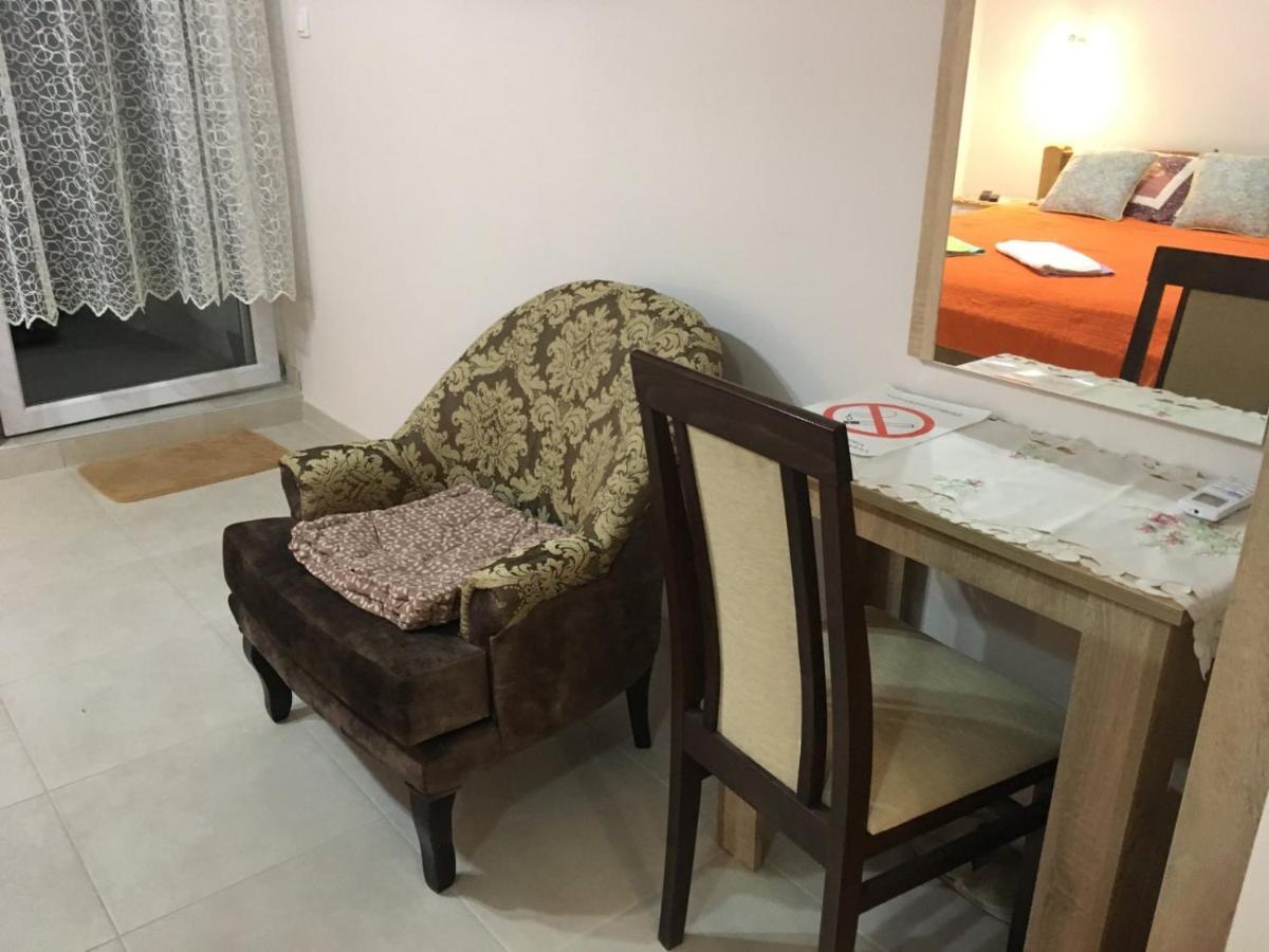 Apartment Vistanova Врднік Екстер'єр фото